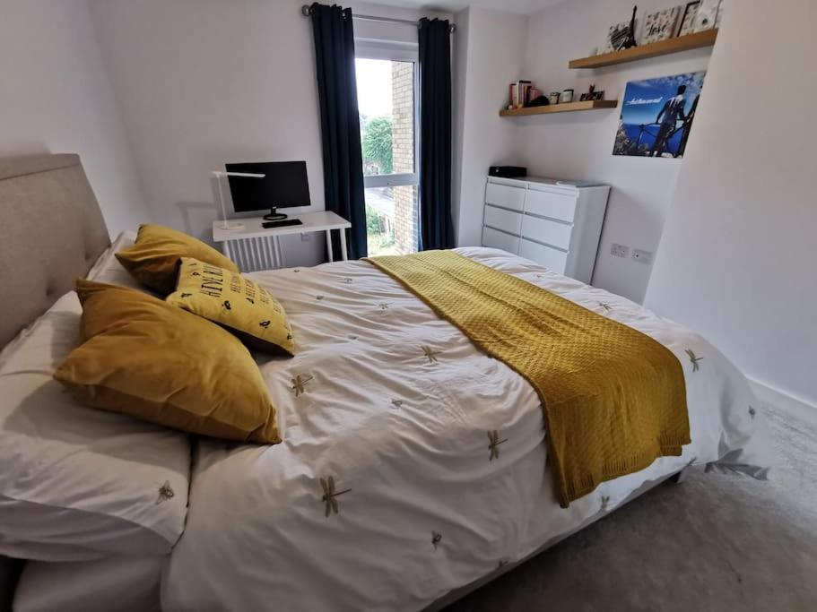 Luxury 1 Bedroom Flat With Balcony - St Anne'S Hove Extérieur photo